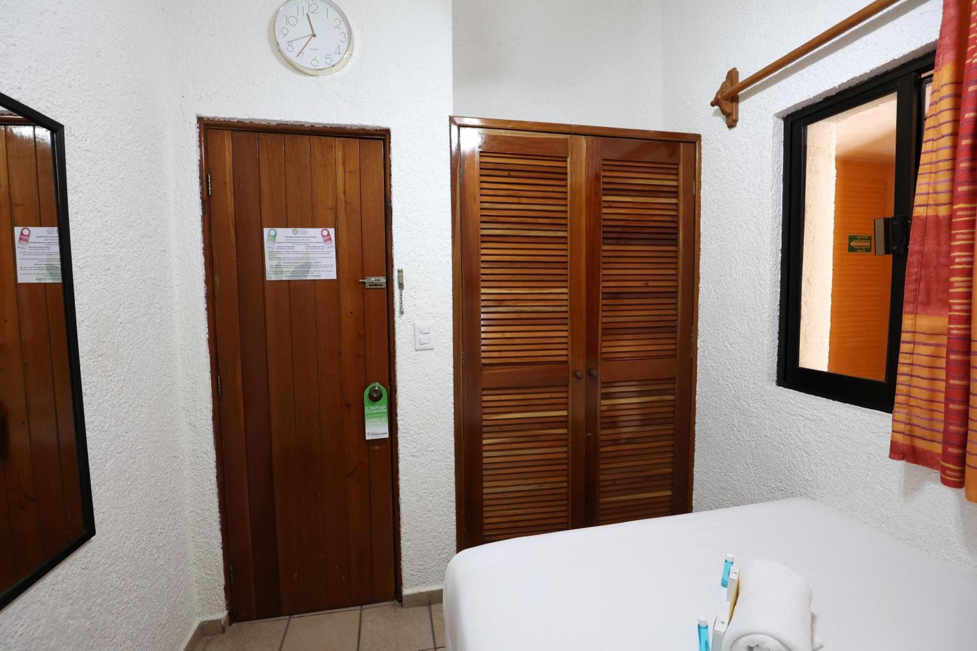 Hotel Bosque Caribe, 5Th Av. Zone Playa del Carmen Exterior foto