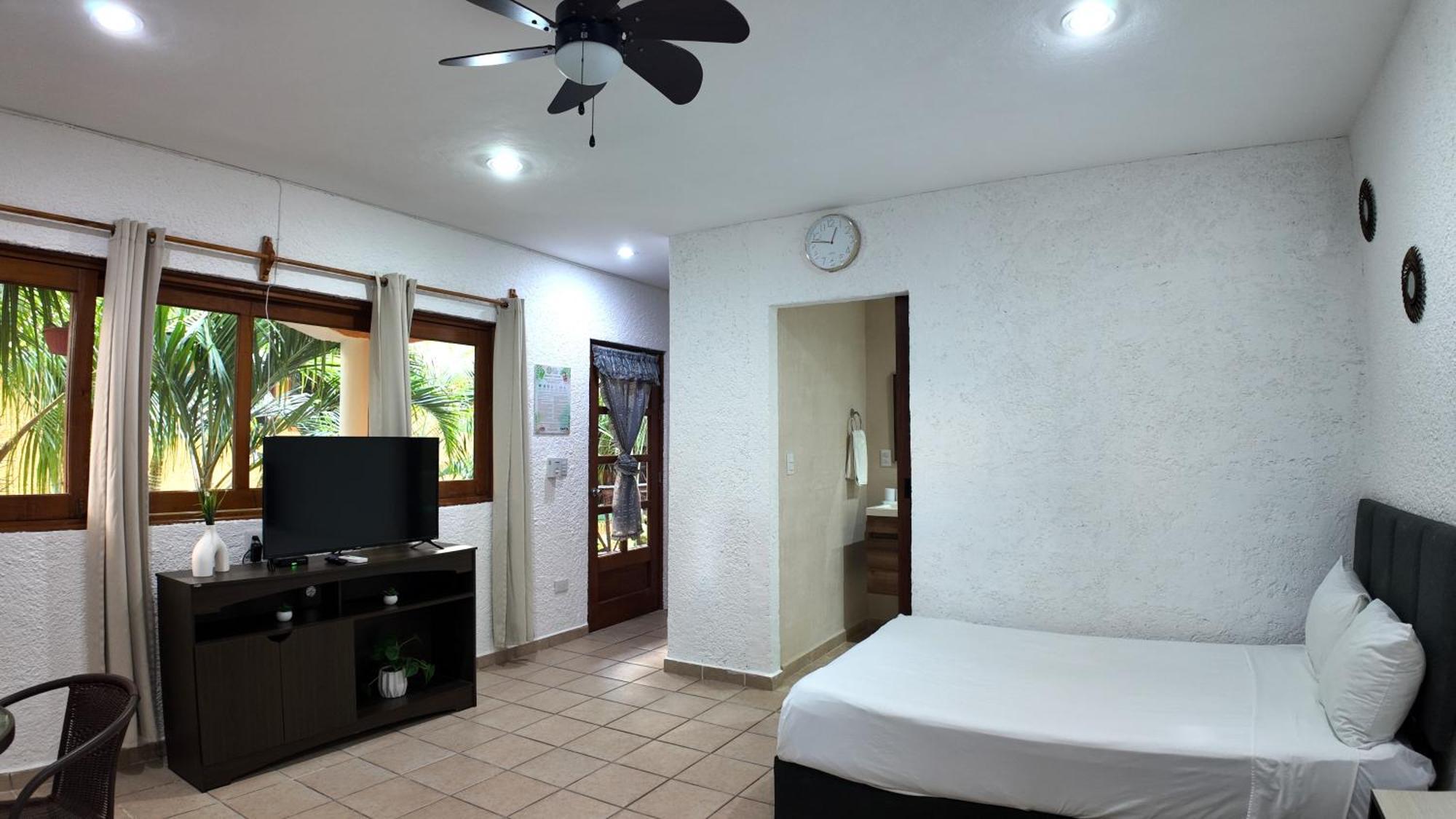Hotel Bosque Caribe, 5Th Av. Zone Playa del Carmen Exterior foto